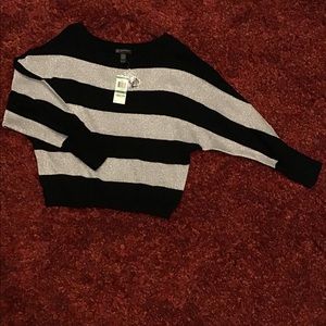 I.N.C. Long Sleeved Pull-over Sweater